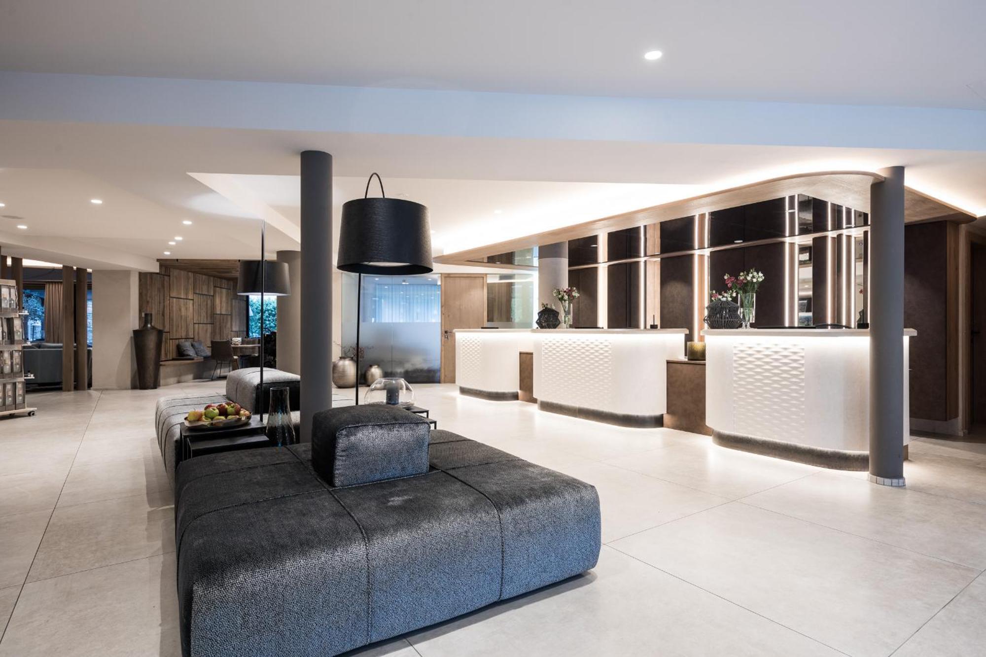 Hotel Prokulus - Family & Wellness Naturns Esterno foto